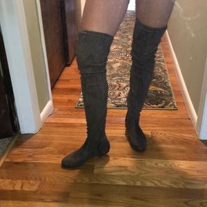 Over the knee thigh-high suede boots